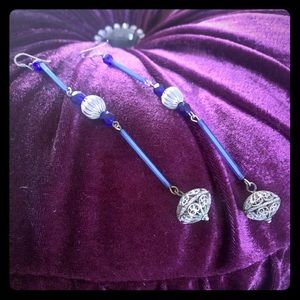 💐 3/$30 Blue Glass and Filagree Earrings